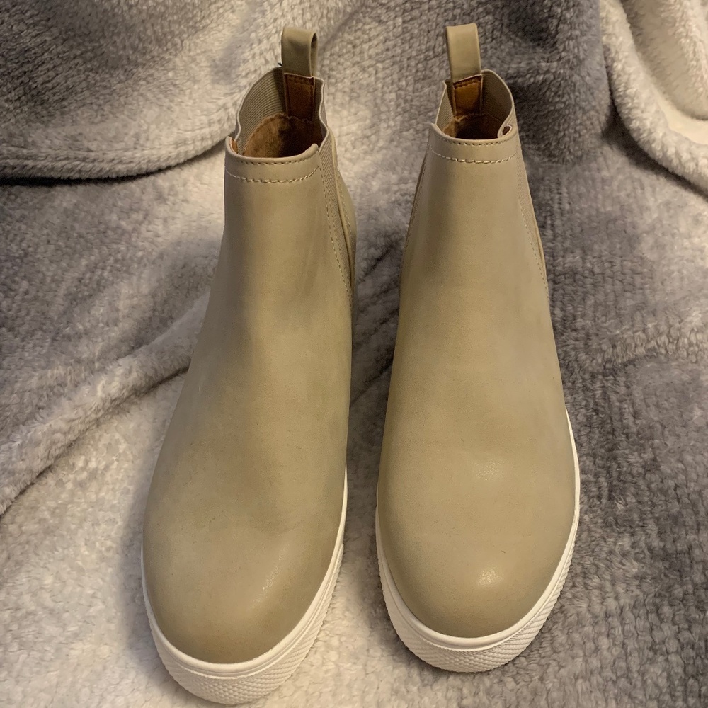 Dolce Vita Ankle Boot